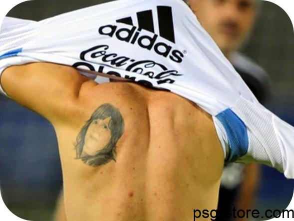 messi-mom-tattoo